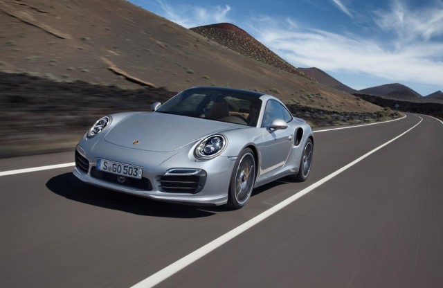 New Porsche 911 Turbo S 2013 (5).jpg